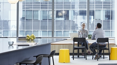 Casual-coworker-meeting